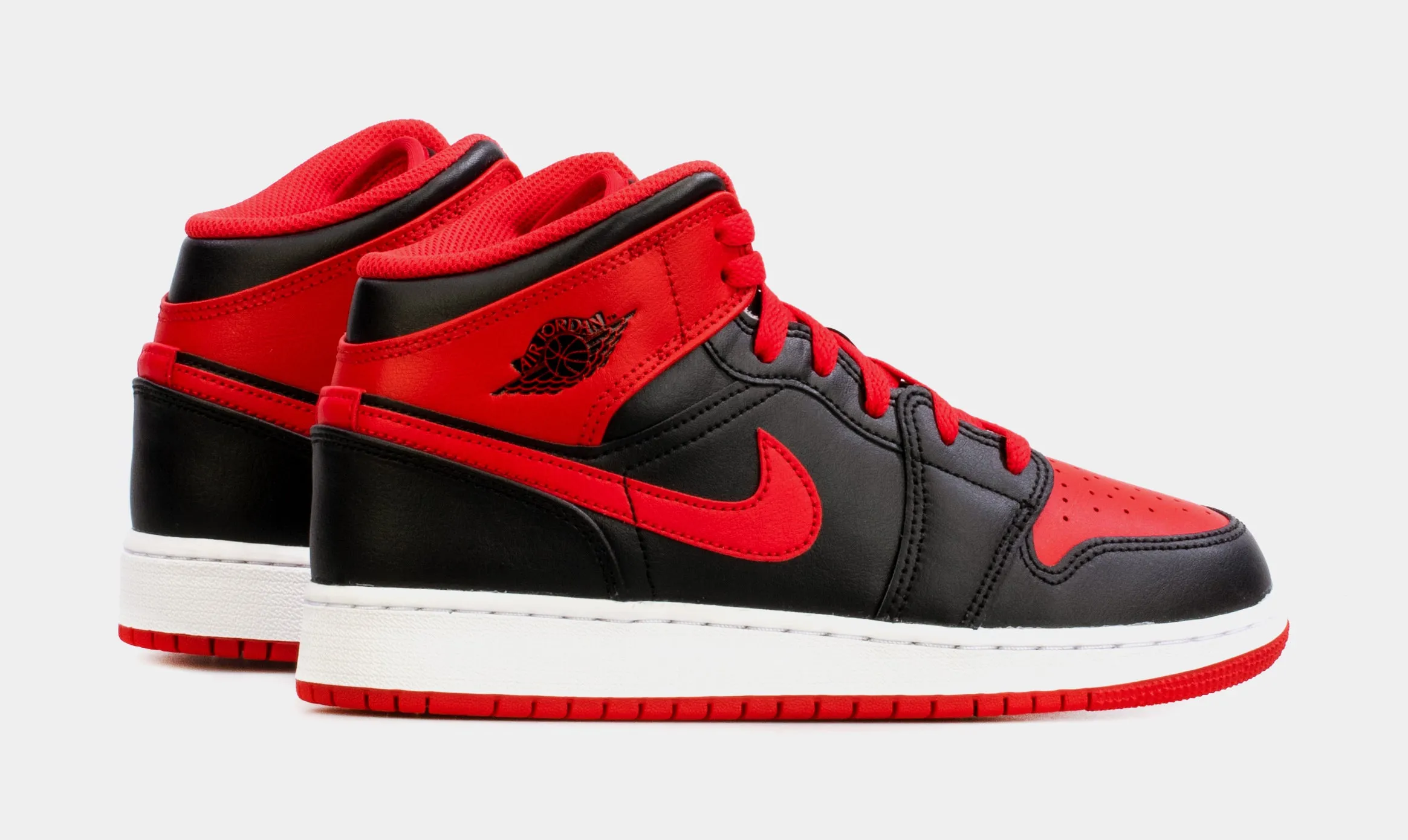 Air Jordan 1 Retro Mid Alternate Bred Grade School Lifestyle Shoes (Black/Red) Free Shipping