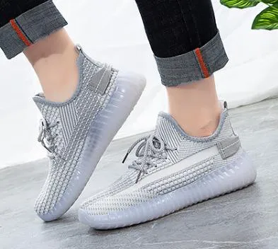 Breathable Flying Woven Sports Shoes