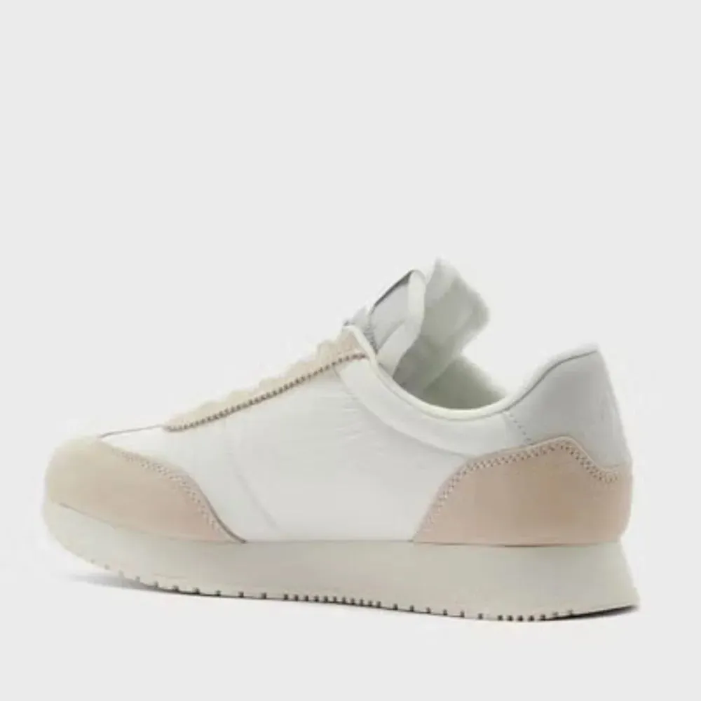 Calvin Klein Jeans Retro Runner Vintage Tongue Trainer - WHT