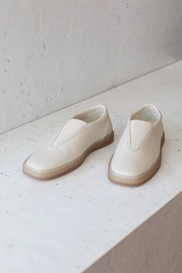 Elastic  Linoleum Trainers - Clay White