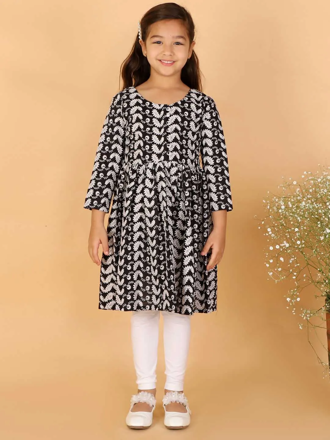 Jashvi Girls Black Pure Cotton Chikankari Kurta With Leggings