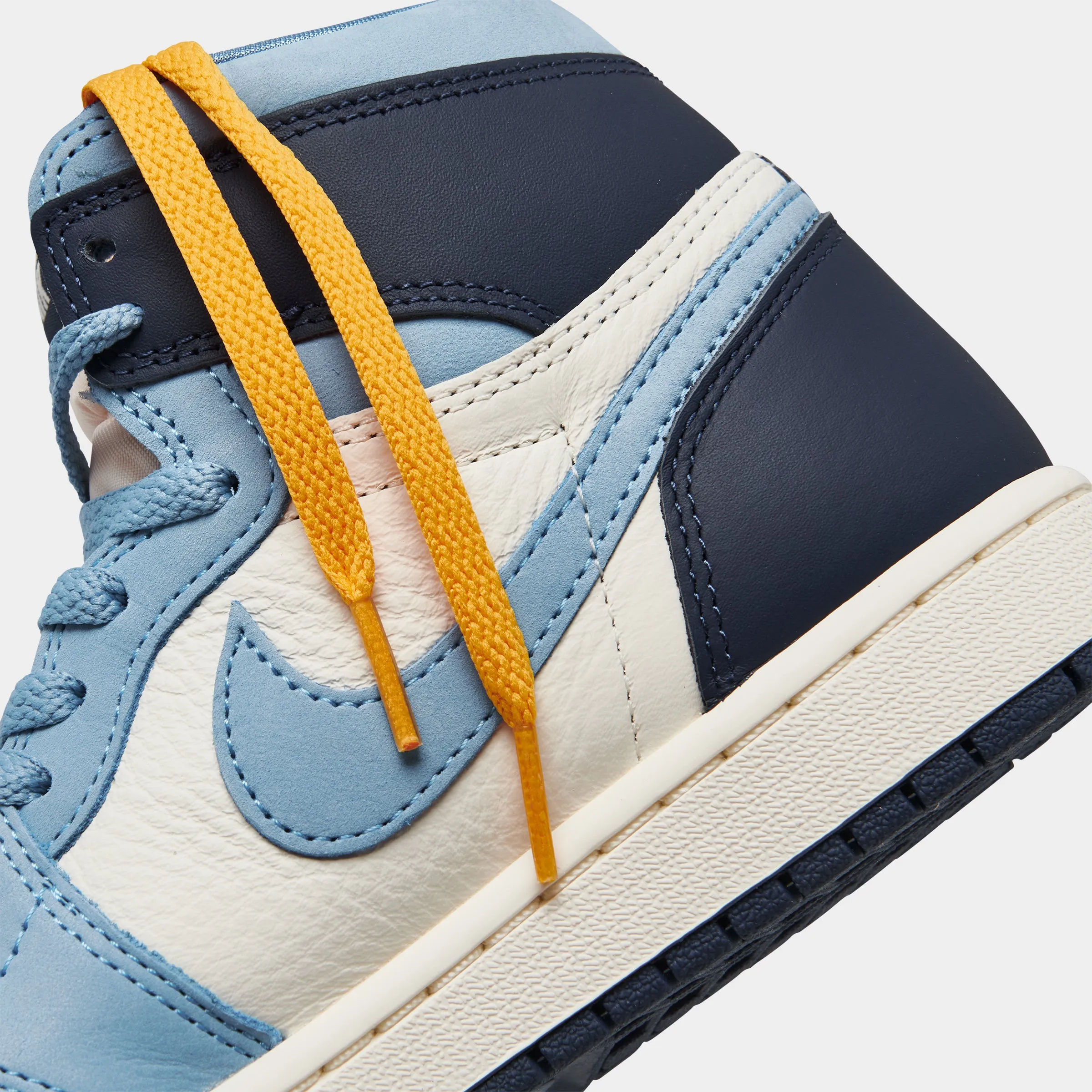 Jordan 1 Retro Women's High OG University Blue / University Gold - Sail