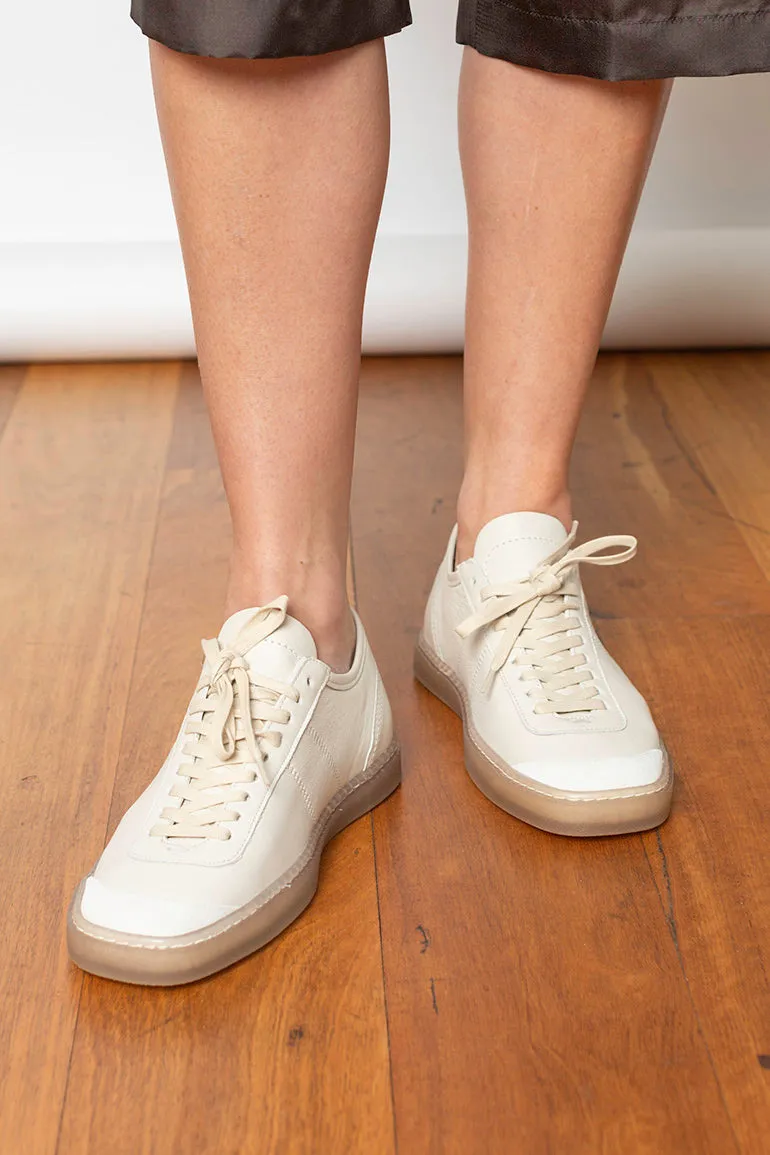 Linoleum Basic Lace Up Trainers - Clay White