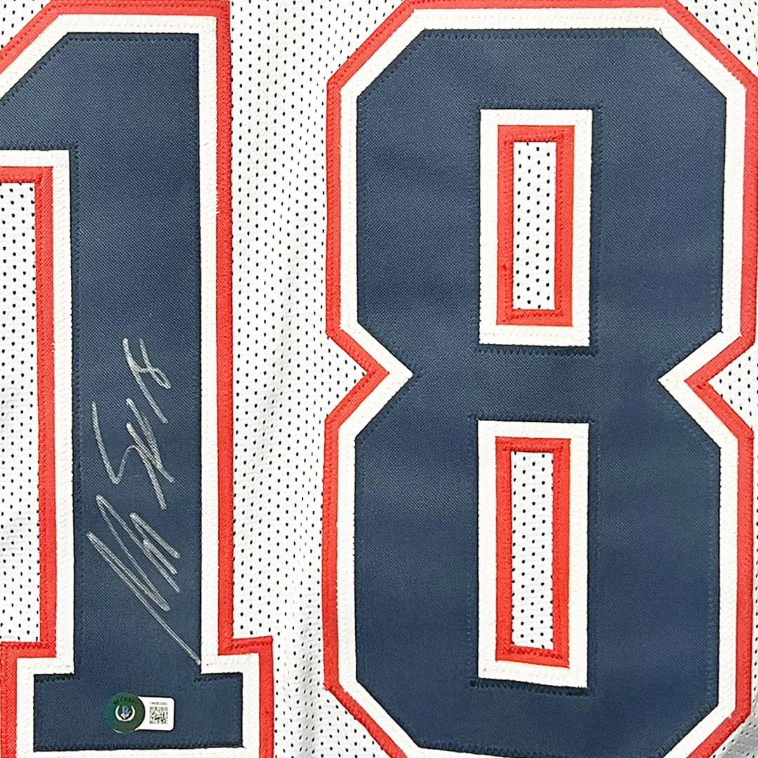 Matthew Slater Signed New England White Football Jersey (Beckett)