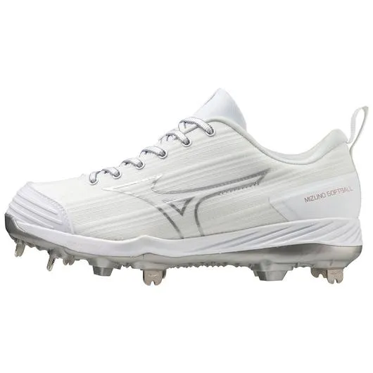 Mizuno Sweep 6 Low Women’s Metal Softball Cleat - White