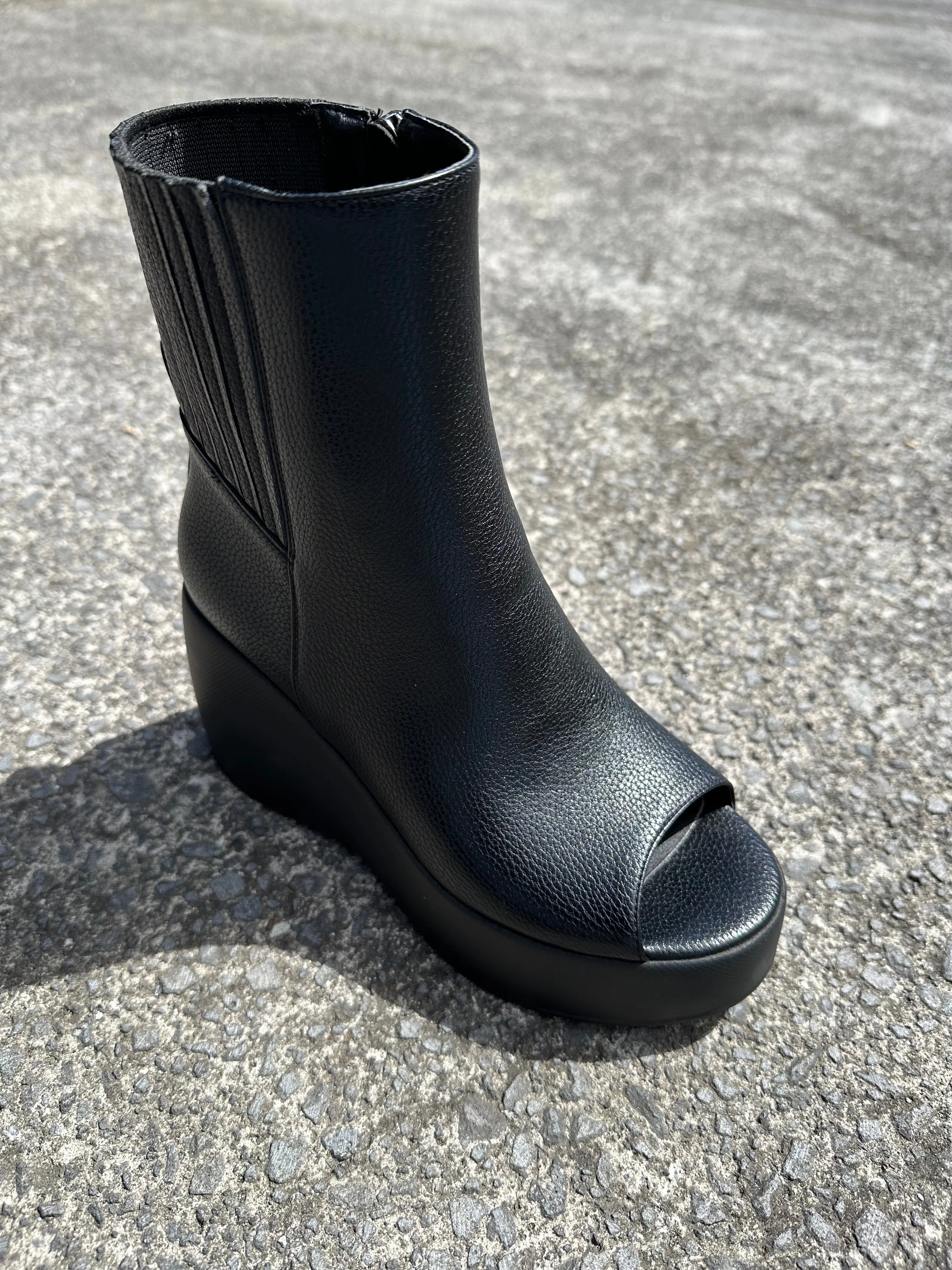 PREORDER Eclipse Wedge Boot