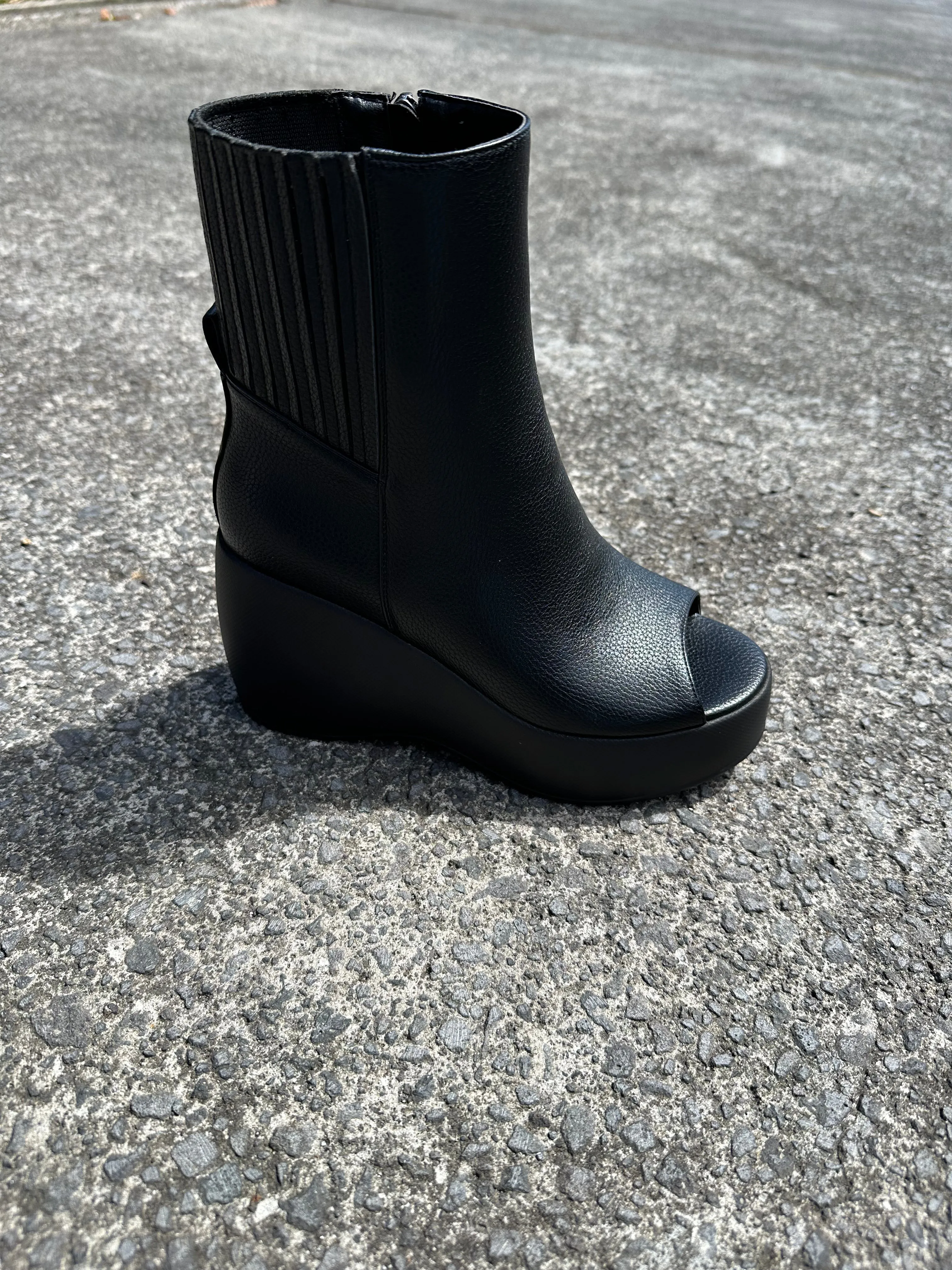 PREORDER Eclipse Wedge Boot