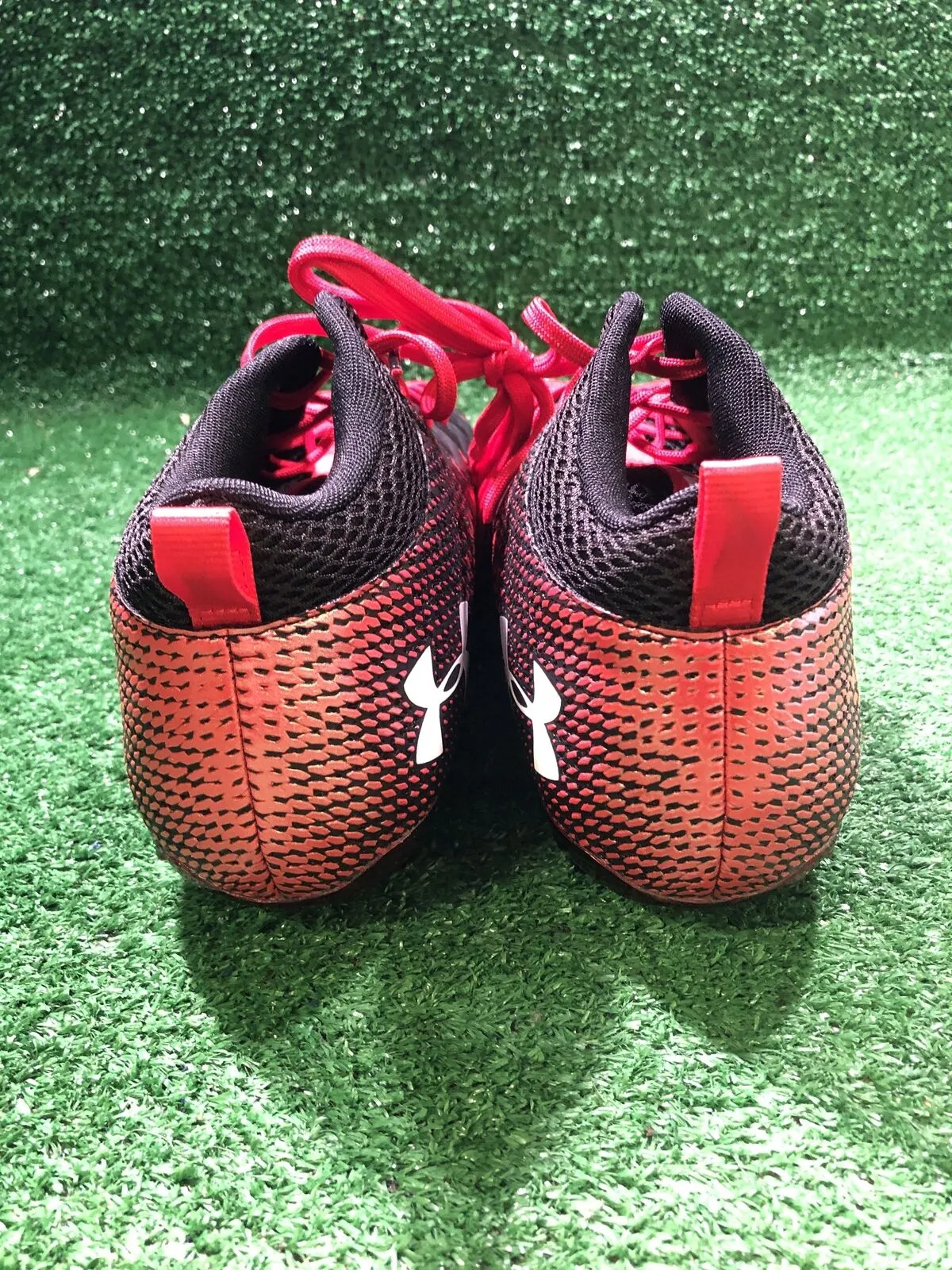 Under Armour Spotlight 15.0 Size Football Cleats