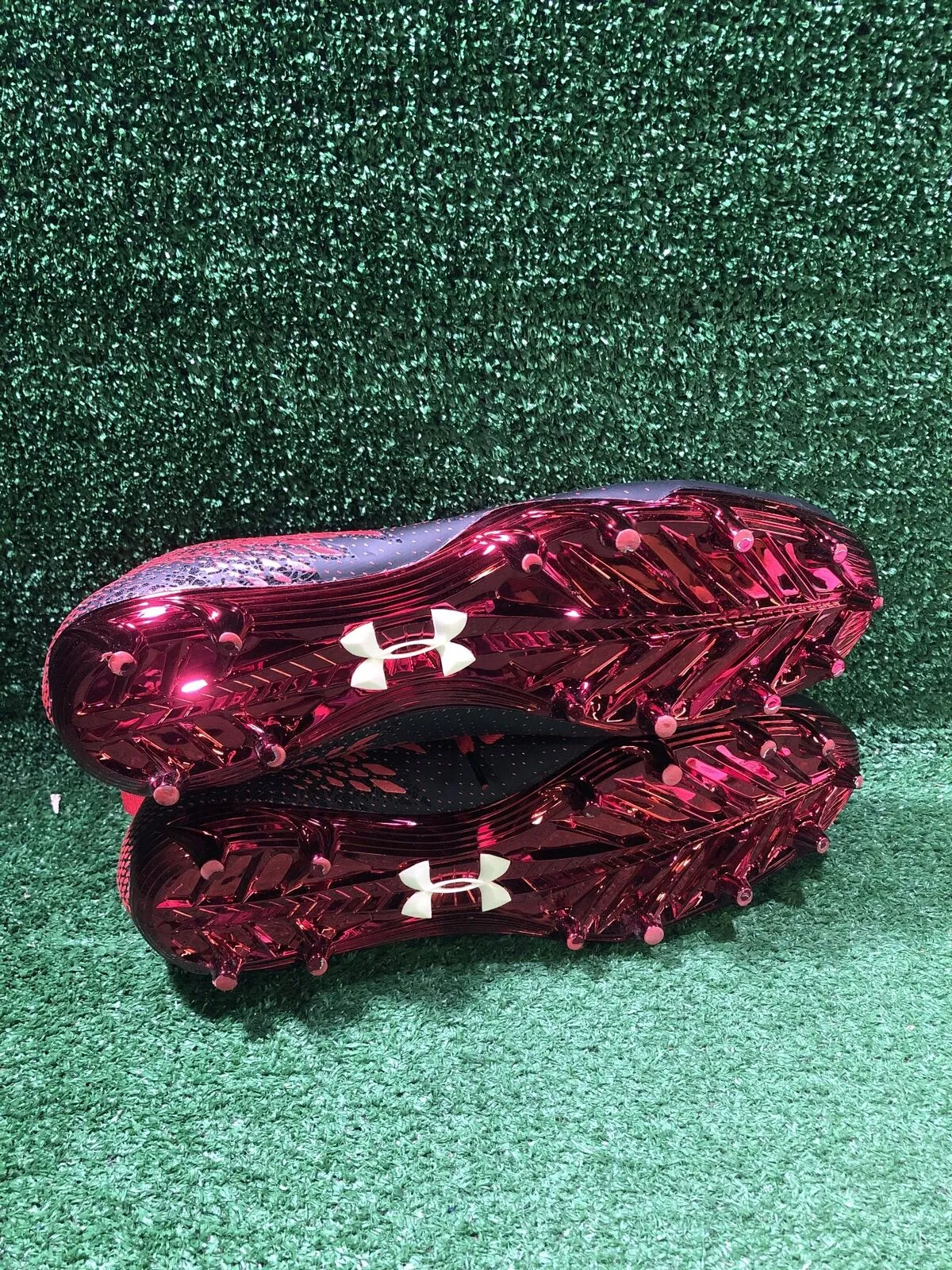 Under Armour Spotlight 15.0 Size Football Cleats